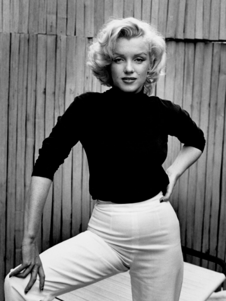 Постер (плакат) Мерилин Монро в белых брюках  (Marilyn Monroe)