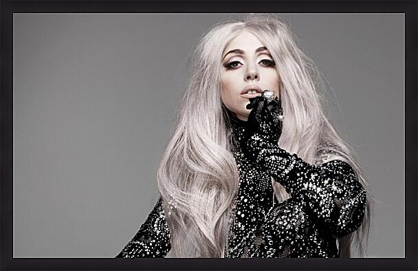 Картина - Леди Гага с серыми волосами