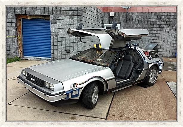 Картина - DeLorean машина из будущего
