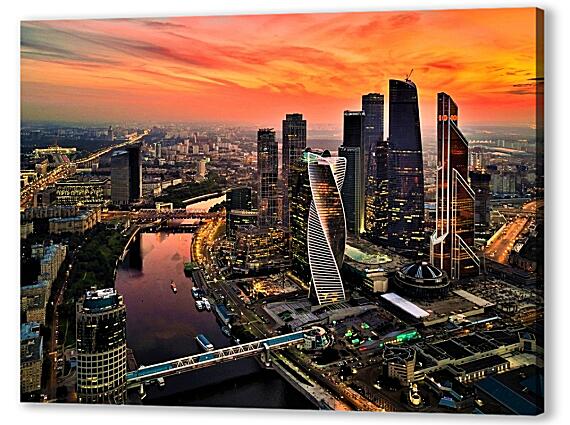 Картина маслом - Москва-Сити на закате