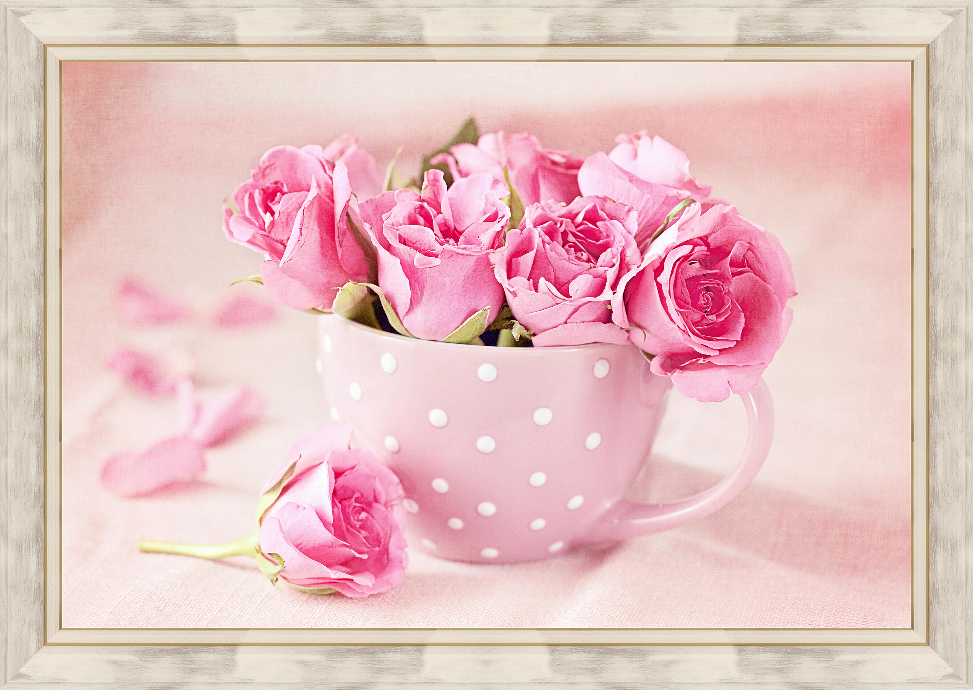 Картина - Маленькие розы в чашке 
