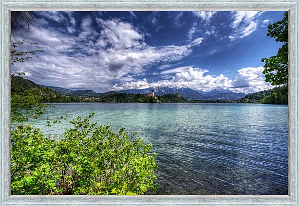 Картина - Озеро в Словении