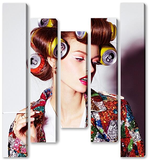 Модульная картина - Девушка в бигуди