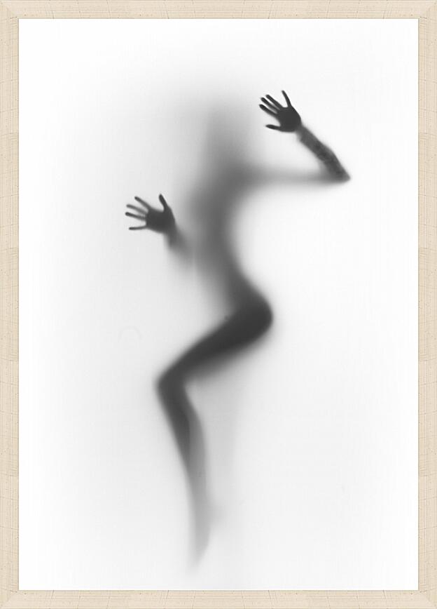 Картина - Силуэт девушки за стеклом №2