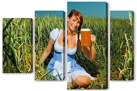 Модульная картина - Девушка поле и пиво пенное