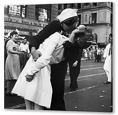 VJ Day, The Kiss - Безоговорочная капитуляция, Поцелуй на Таймс Сквер
