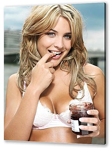 Gemma Atkinson - Дежмма Аткинсон
