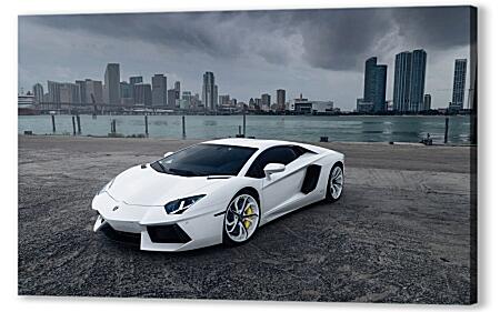 Постер (плакат) - Белый Lamborghini Aventador