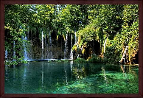 Картина - Водопады и зеленое озеро