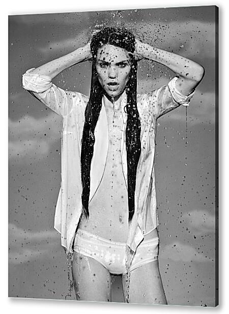 Постер (плакат) - Девушка в брызгах воды