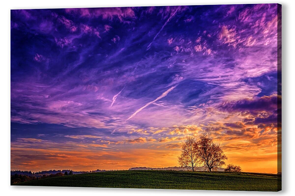 Пейзаж. Поля тянулись вплоть до самого небосклона. Красивое небо. Попадались и речки с обрытыми берегами. Поля тянулись вплоть до самого небосклона.