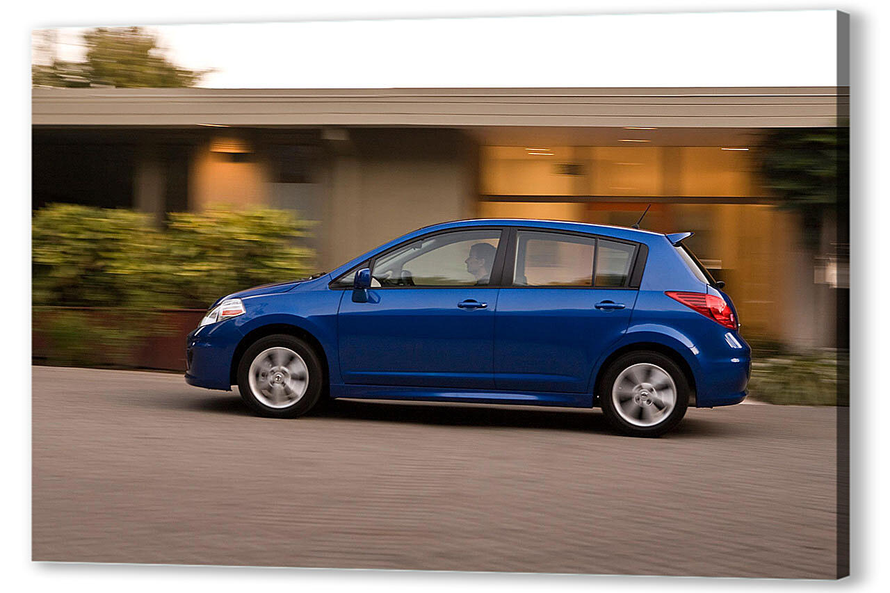 Постер Nissan-330 артикул 53359