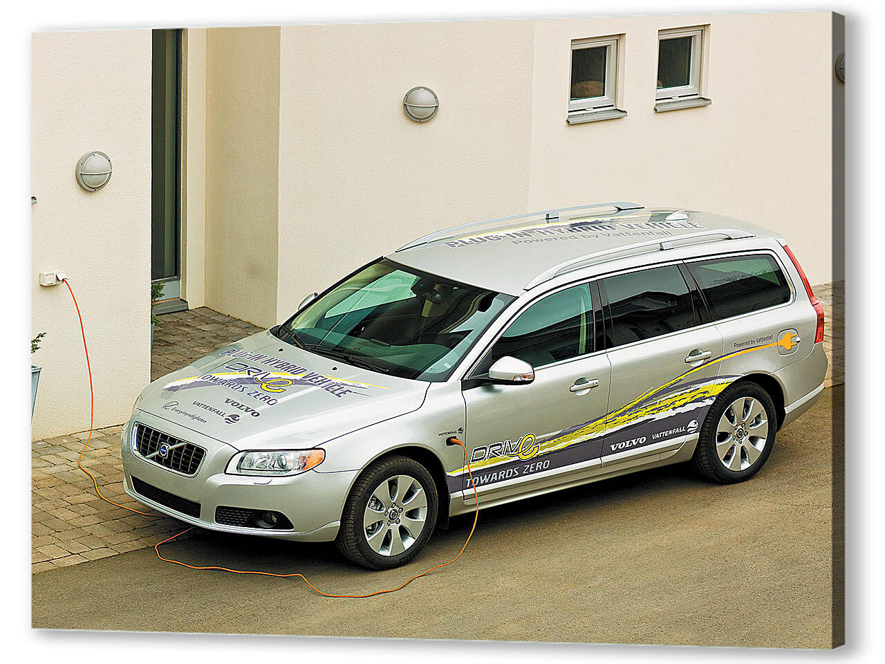 Постер Volvo-27 артикул 57875