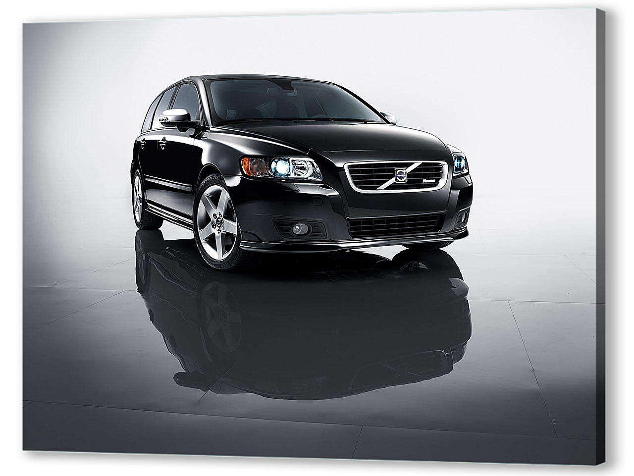 Постер Volvo-93 артикул 57941