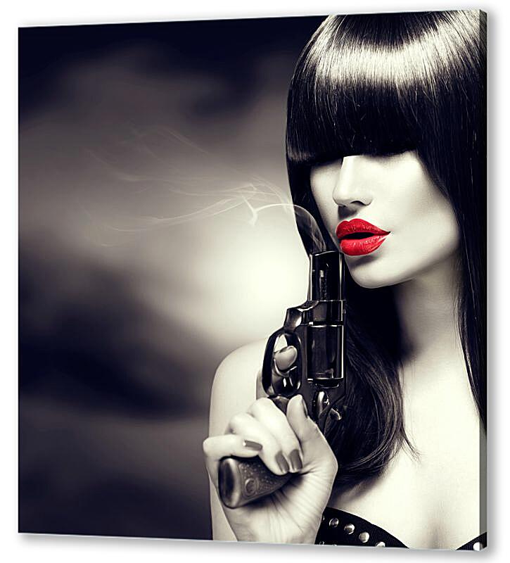 Постер (плакат) Девушка с револьвером артикул 06792-HD