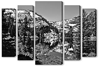 Модульная картина - Озеро горы черно-белое фото
