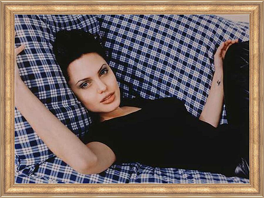 Картина - Анджелина Джоли-27
