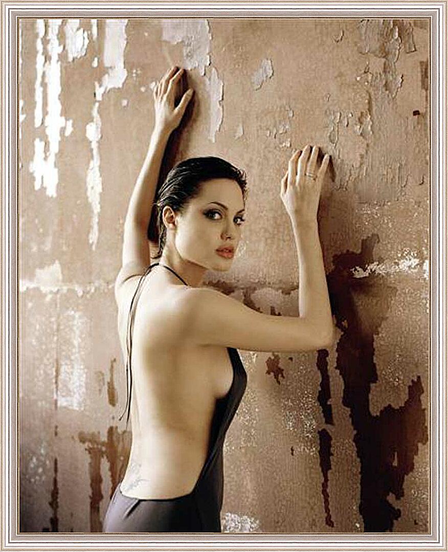 Картина - Анджелина Джоли-60
